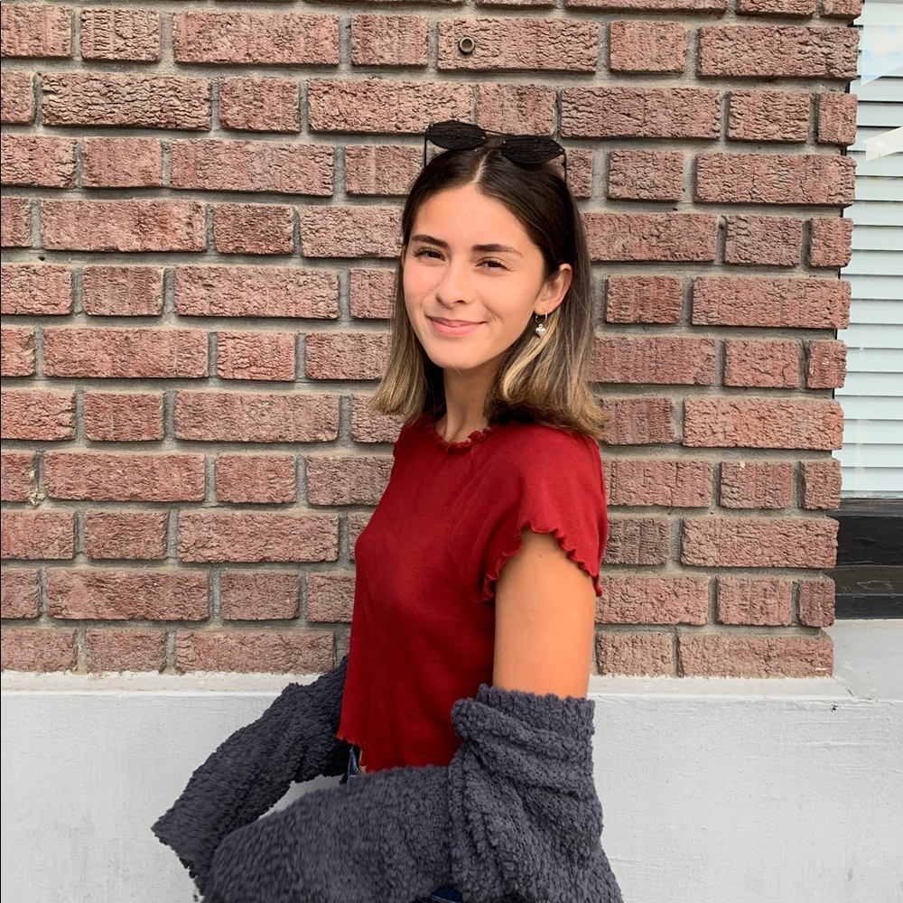 Meet your Posher, Alyssa